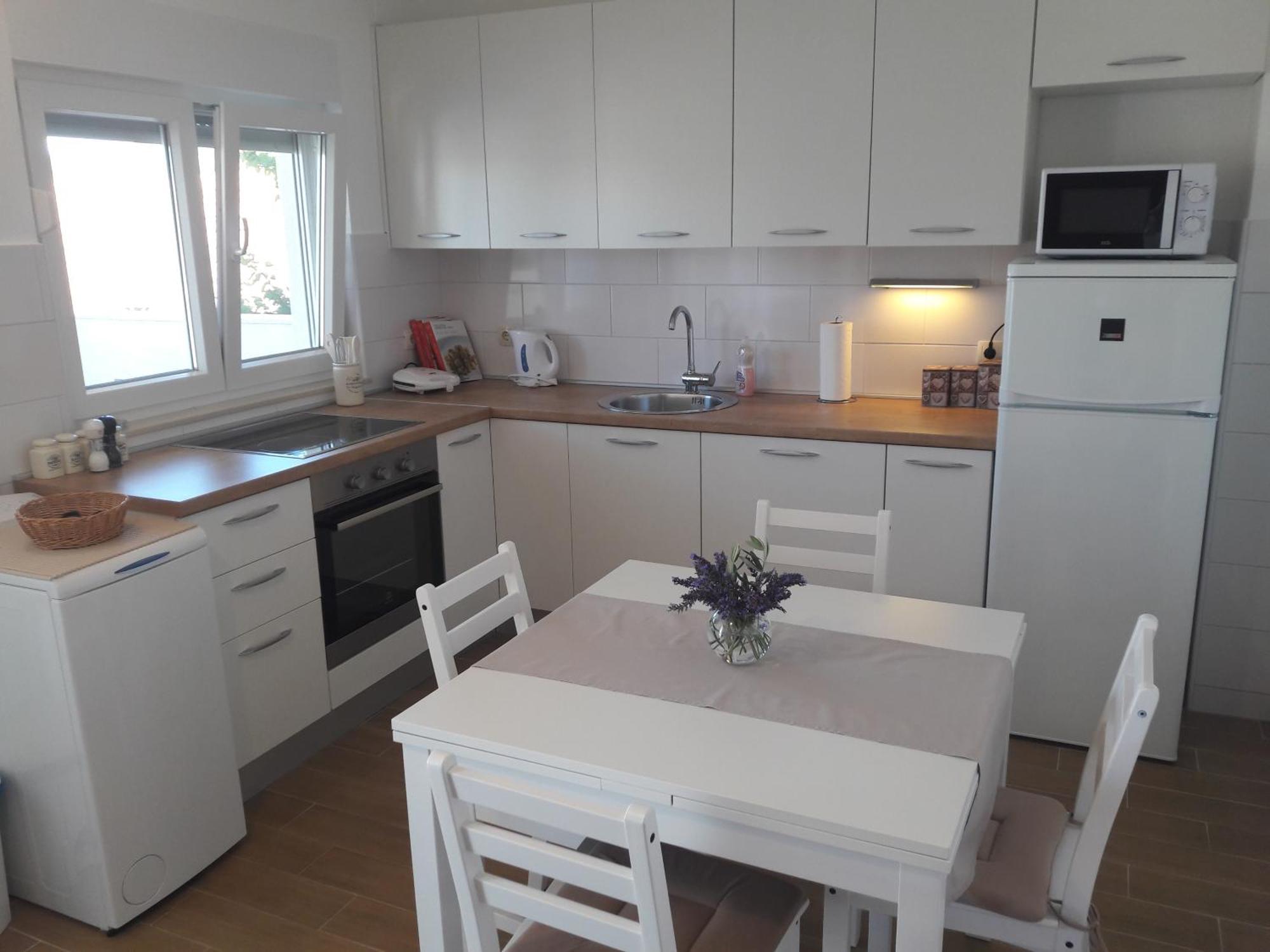 Apartman S Pogledom Zdrelac Exterior photo